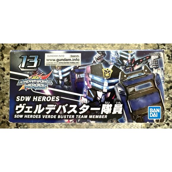 Gundam Model Kit SD Gundam World Heroes #13 Verde Buster Team Member NEW SEALED - Picture 3 of 6